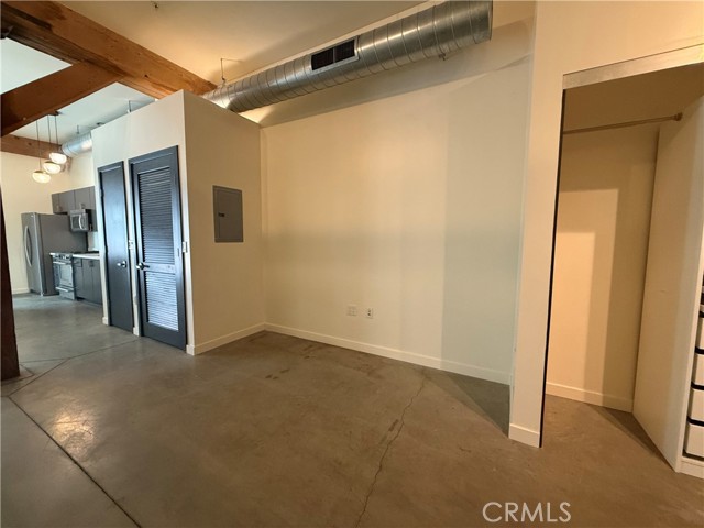 Detail Gallery Image 6 of 15 For 527 Molino #117,  Los Angeles,  CA 90013 - 1 Beds | 1 Baths