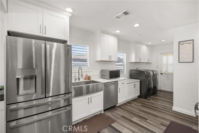 Detail Gallery Image 14 of 37 For 6344 South St, Lakewood,  CA 90713 - 3 Beds | 2 Baths