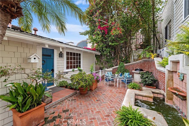 31925 S COAST Highway, Laguna Beach CA: https://media.crmls.org/medias/7ce60fa4-65e6-41be-9976-4f28737d782e.jpg