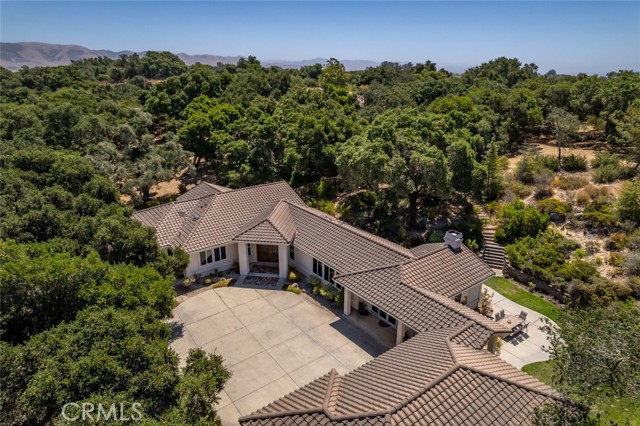 615 Sweet Donna Place, Nipomo CA: https://media.crmls.org/medias/7ce64475-7fff-4d62-8fa3-088e5abe8ad0.jpg