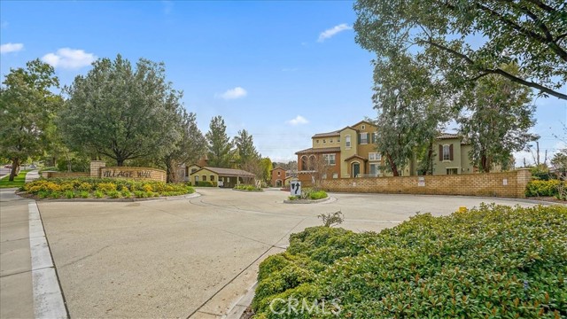Detail Gallery Image 18 of 19 For 23433 Abbey Glen Pl, Valencia,  CA 91354 - 2 Beds | 2/1 Baths