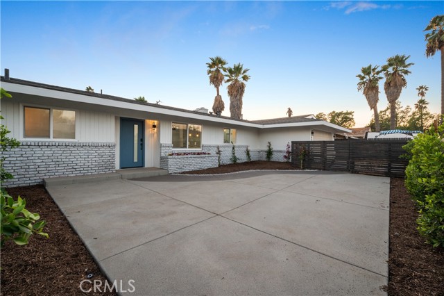 Detail Gallery Image 6 of 51 For 429 E Mariposa Dr, Rialto,  CA 92376 - 3 Beds | 2 Baths