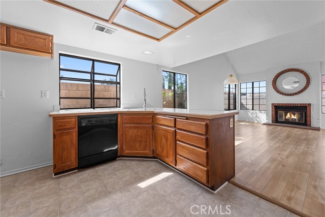 Detail Gallery Image 16 of 59 For 12240 Westerly, Moreno Valley,  CA 92557 - 3 Beds | 2/1 Baths