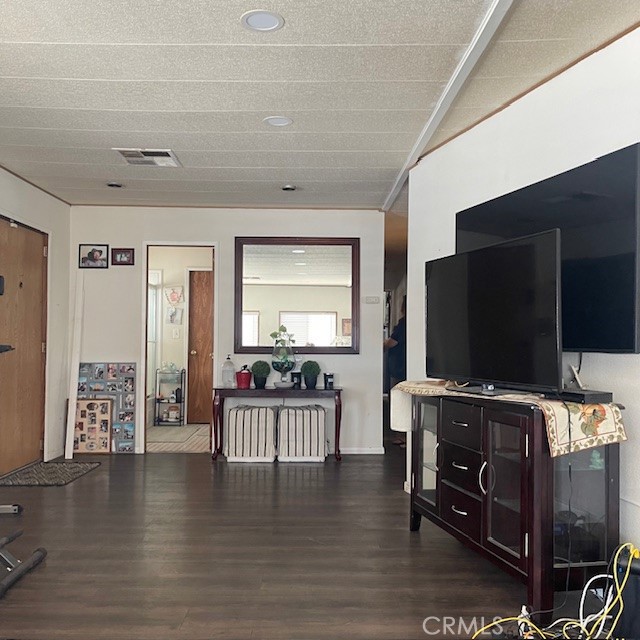 Detail Gallery Image 7 of 21 For 7271 Katella Ave #79,  Stanton,  CA 90680 - 2 Beds | 2 Baths