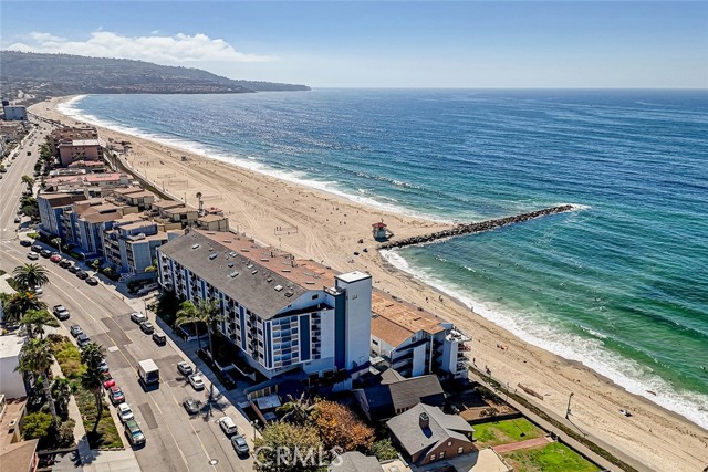 615 Esplanade, Redondo Beach, California 90277, 1 Bedroom Bedrooms, 0 ,1 BathroomBathrooms,Residential,For Sale,Esplanade,0,SB26118046