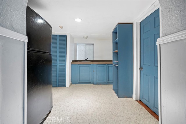 Detail Gallery Image 12 of 14 For 5872 Beaudry St, Emeryville,  CA 94608 - 2 Beds | 1 Baths