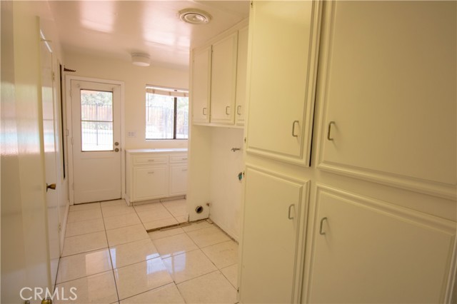 Detail Gallery Image 31 of 52 For 3801 Flintridge Dr, Bakersfield,  CA 93306 - 4 Beds | 3/1 Baths