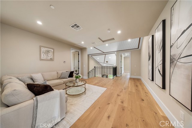 608 Arbolada Drive, Arcadia CA: https://media.crmls.org/medias/7ce8df10-d4e5-48d4-a058-ec232158938a.jpg