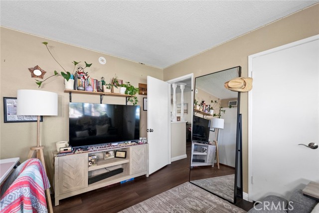 Detail Gallery Image 19 of 29 For 2066 Royalty, Pomona,  CA 91767 - 4 Beds | 2 Baths