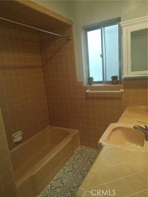 Detail Gallery Image 4 of 14 For 1139 E Ocean Bld #109,  Long Beach,  CA 90802 - 1 Beds | 1 Baths