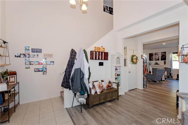 Detail Gallery Image 7 of 38 For 3013 via Bella Rosa, Rosamond,  CA 93560 - 4 Beds | 3 Baths