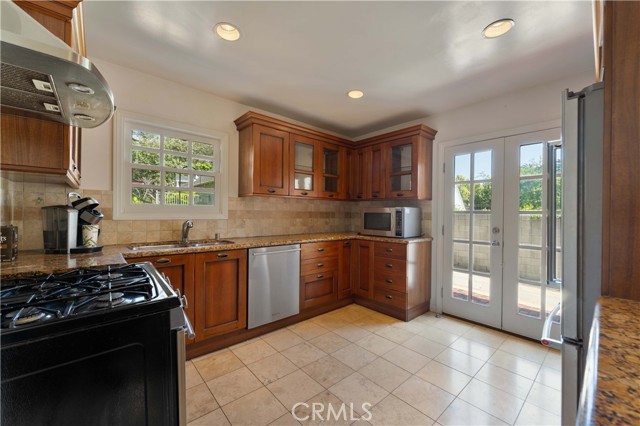 1194 Avoca Avenue, Pasadena CA: https://media.crmls.org/medias/7ceb8559-19cd-4229-9572-091a928d4be5.jpg