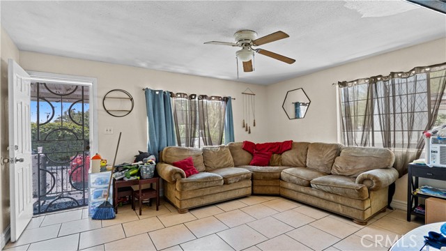 1178 Buelah Avenue, Los Angeles CA: https://media.crmls.org/medias/7ceb8c52-9641-4c4e-9609-d3436f9b0d2d.jpg