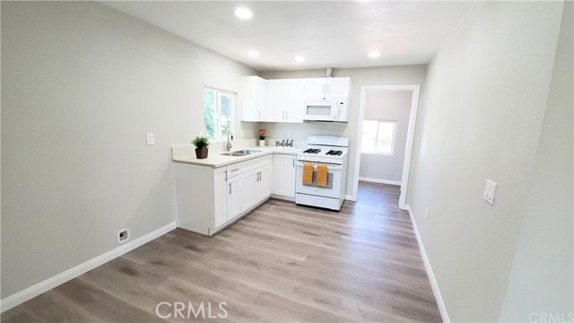 21786 Cottonwood Avenue, Moreno Valley CA: https://media.crmls.org/medias/7ceb8d16-92ab-45dc-9322-847b5a5d0543.jpg