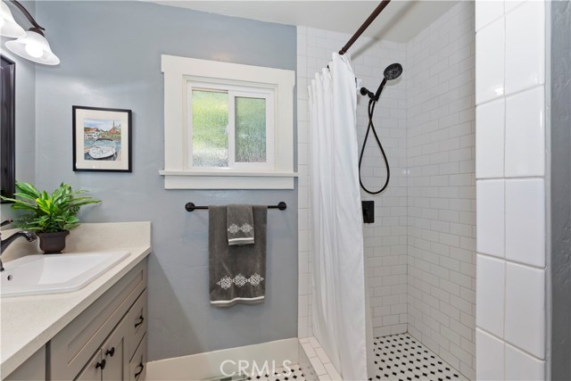 Detail Gallery Image 24 of 30 For 313 N 8th, Upland,  CA 91786 - 2 Beds | 1/1 Baths