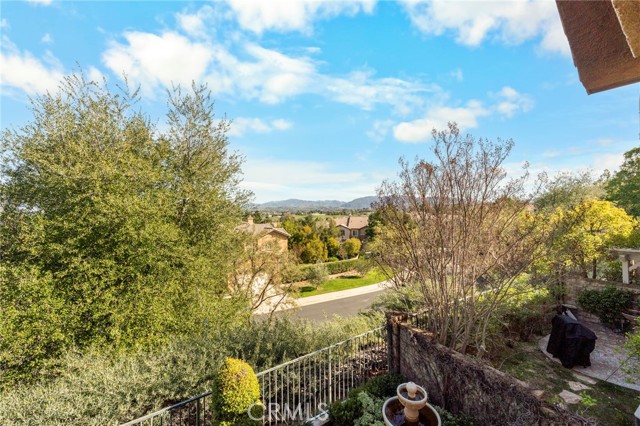 Detail Gallery Image 40 of 75 For 26640 via Bellazza, Valencia,  CA 91381 - 3 Beds | 2/1 Baths