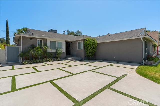 Detail Gallery Image 1 of 20 For 6648 Dannyboyar Ave, West Hills,  CA 91307 - 4 Beds | 2 Baths