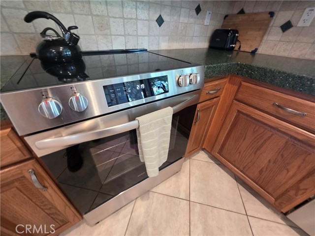 Image 17 of 39 For 297 San Remo