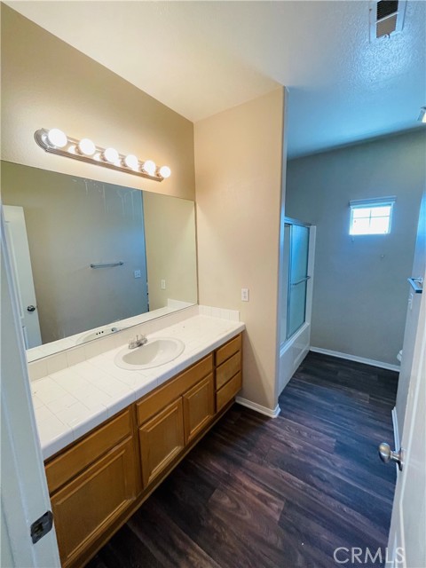 Detail Gallery Image 25 of 37 For 191 Spinnaker St, San Jacinto,  CA 92583 - 5 Beds | 2/1 Baths