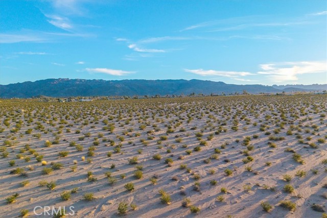 Detail Gallery Image 15 of 40 For 3 Laura Ln, Twentynine Palms,  CA 92277 - – Beds | – Baths