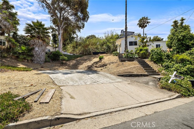 Detail Gallery Image 5 of 6 For 110 Calle Redondel, San Clemente,  CA 92672 - – Beds | – Baths