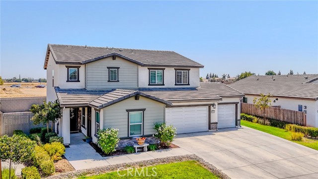 Detail Gallery Image 2 of 46 For 2104 Redding Way, Atwater,  CA 95301 - 5 Beds | 3/1 Baths