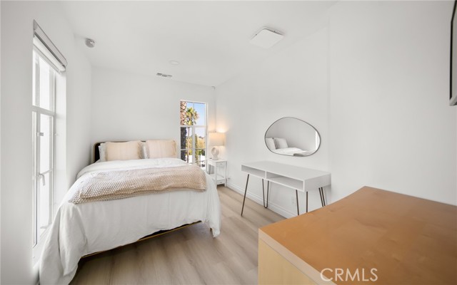 Detail Gallery Image 137 of 200 For 7930 Vulcan Dr, Los Angeles,  CA 90046 - 7 Beds | 8/1 Baths