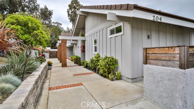 204 Calle Del Juego, San Clemente CA: https://media.crmls.org/medias/7cf4cf1e-5047-4478-9bf7-ce9a5d68fe99.jpg