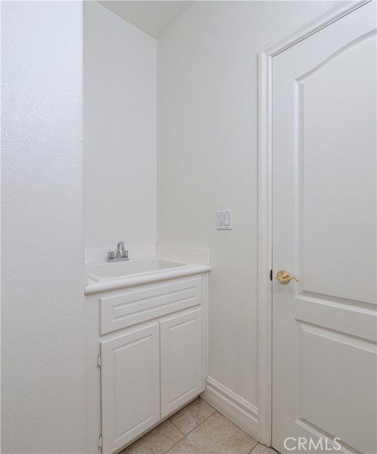 Detail Gallery Image 48 of 70 For 18571 Amalia, Huntington Beach,  CA 92648 - 5 Beds | 4/1 Baths