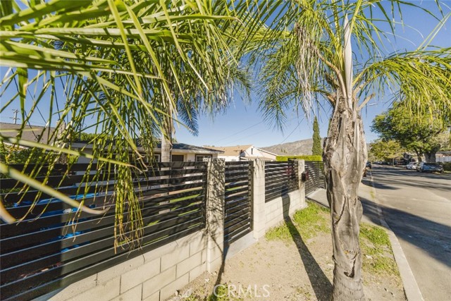 Detail Gallery Image 30 of 31 For 10431 Las Lunitas Ave, Tujunga,  CA 91042 - 3 Beds | 2 Baths