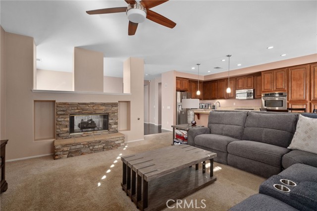 Detail Gallery Image 5 of 34 For 26239 Citation Cir, Moreno Valley,  CA 92555 - 3 Beds | 2 Baths