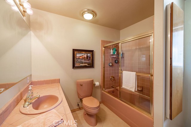 Detail Gallery Image 18 of 40 For 41722 Swan Dr, Big Bear Lake,  CA 92315 - 4 Beds | 2 Baths