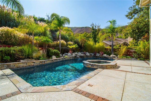 Detail Gallery Image 23 of 45 For 29784 Kimberly Dr, Agoura Hills,  CA 91301 - 4 Beds | 3 Baths