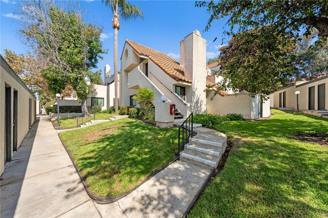 Image 2 for 333 N Melrose Dr #H, Vista, CA 92083