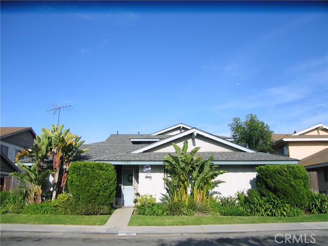 17082 Grove Cir #D, Huntington Beach, CA 92647