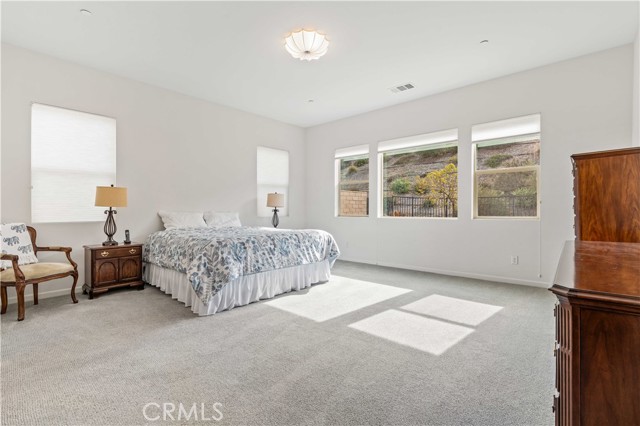 Detail Gallery Image 37 of 72 For 18696 Cedar Crest Dr, Canyon Country,  CA 91387 - 3 Beds | 2/1 Baths