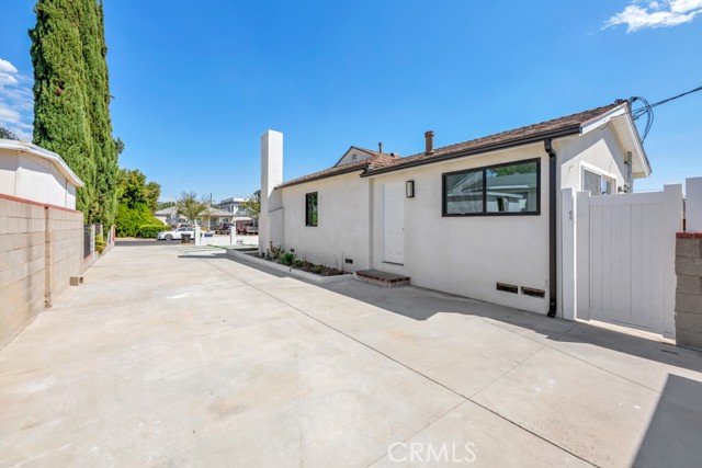 Detail Gallery Image 36 of 42 For 8215 8213 Laurelgrove Ave, North Hollywood,  CA 91605 - 6 Beds | 4 Baths