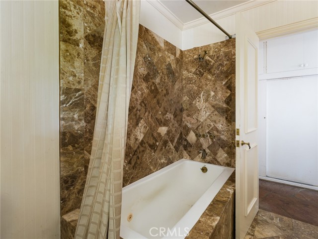 5046 Range Horse Lane, Rolling Hills Estates CA: https://media.crmls.org/medias/7cfc0899-fdb7-463d-a49f-08b1bfe3d49f.jpg