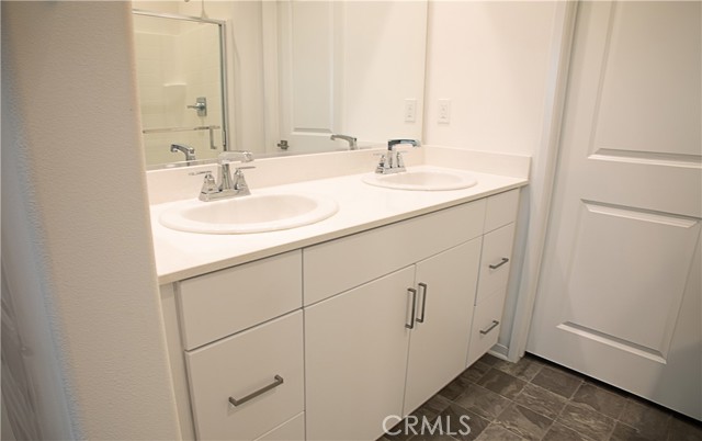 Detail Gallery Image 12 of 17 For 15941 Bravery Ave, Chino,  CA 91708 - 3 Beds | 2/1 Baths