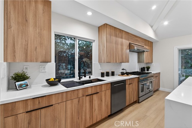 Detail Gallery Image 16 of 45 For 5506 Forest Cove, Agoura Hills,  CA 91301 - 4 Beds | 3/1 Baths