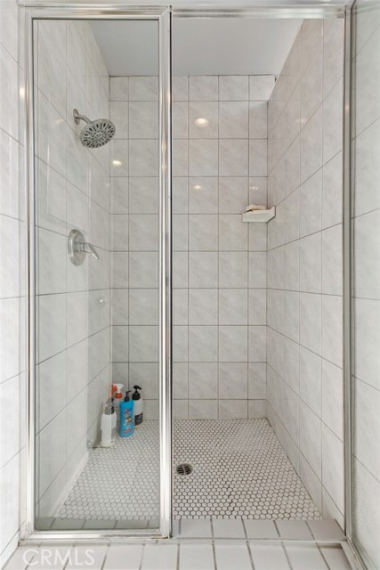 Detail Gallery Image 11 of 20 For 436 Fernleaf Ave #1/2,  Corona Del Mar,  CA 92625 - 3 Beds | 2 Baths