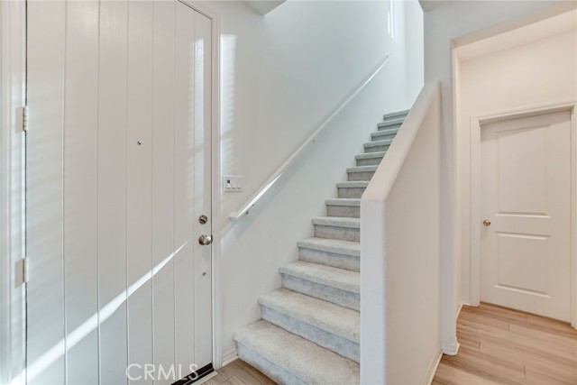 Detail Gallery Image 5 of 33 For 2526 Gunner Ridge, Rialto,  CA 92377 - 3 Beds | 2/1 Baths