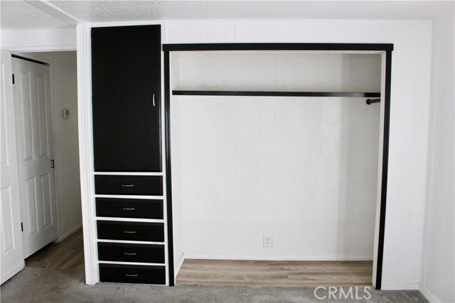 601 N Kirby Street, Hemet CA: https://media.crmls.org/medias/7cfdf149-904d-475f-b1da-ad5e745b7abb.jpg