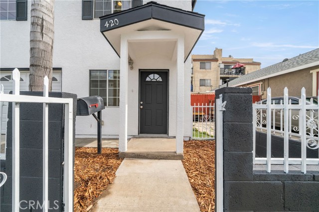Detail Gallery Image 3 of 36 For 420 Cerritos Ave, Long Beach,  CA 90802 - 3 Beds | 2/1 Baths