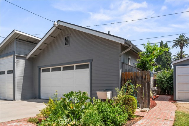 Detail Gallery Image 20 of 40 For 3909 Oakwood Pl, Riverside,  CA 92506 - 4 Beds | 3 Baths