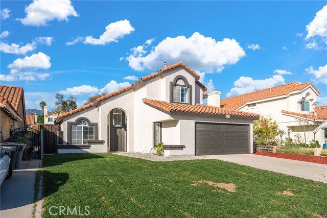 Detail Gallery Image 3 of 41 For 179 S Massachusetts, Lake Elsinore,  CA 92530 - 4 Beds | 3 Baths