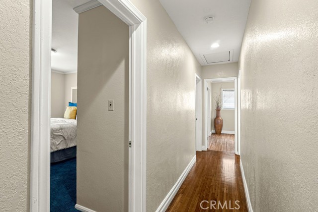 1933 W 147th Street, Gardena CA: https://media.crmls.org/medias/7cffb0a4-fe08-4aff-9379-4cdb334df047.jpg