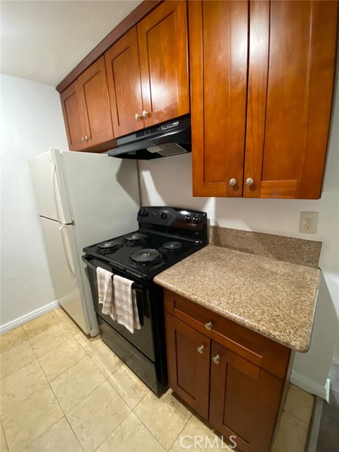 Detail Gallery Image 10 of 41 For 1620 Neil Armstrong St #203,  Montebello,  CA 90640 - 3 Beds | 2 Baths