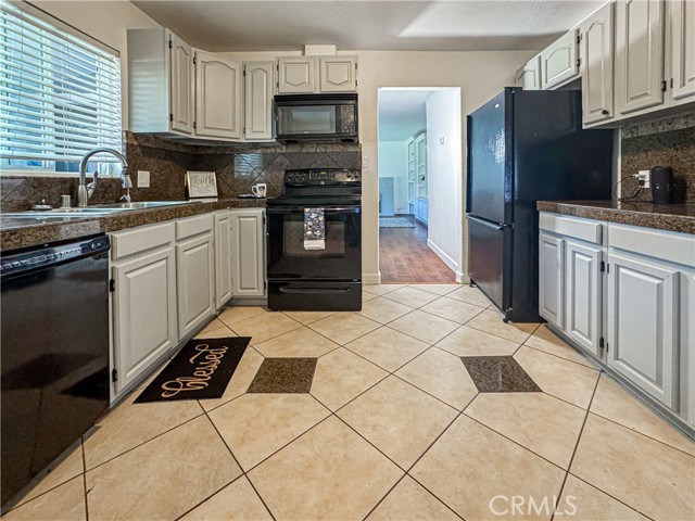 Image 17 of 70 For 3595 Sue Pam Drive