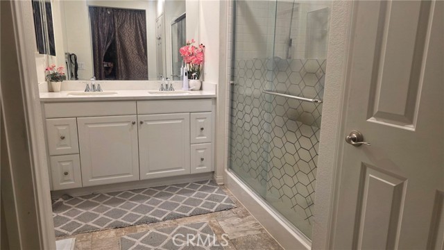 Detail Gallery Image 4 of 6 For 27932 via Cholula, Menifee,  CA 92585 - 4 Beds | 2 Baths